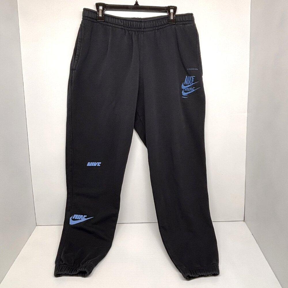 Nike Sportswear Sport Essentials Fleece Black Logo Sweat Pants DM6871-010 Mens L